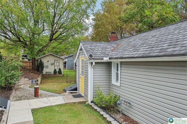 Building Photo - 3203 Washington St