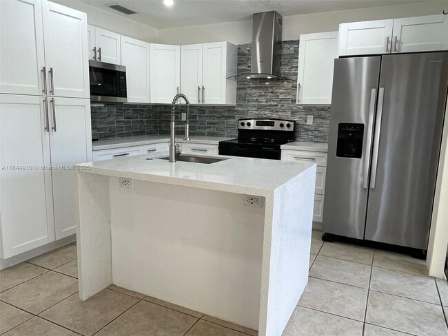 Foto del edificio - 11795 SW 122nd Pl