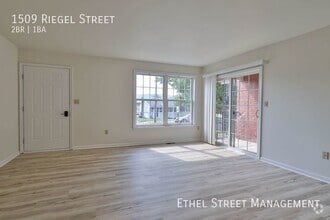 Building Photo - 1509 Riegel St