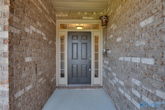 Building Photo - 103 Fields Pond Dr