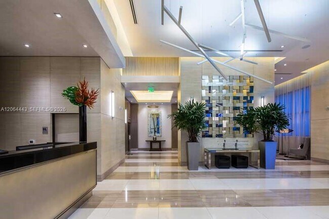 Foto del edificio - 999 SW 1st Ave
