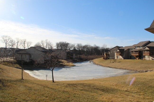 Building Photo - 233 Woodfield Court