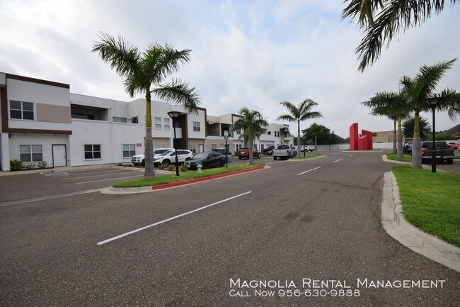 Building Photo - Palm Villas Apartments