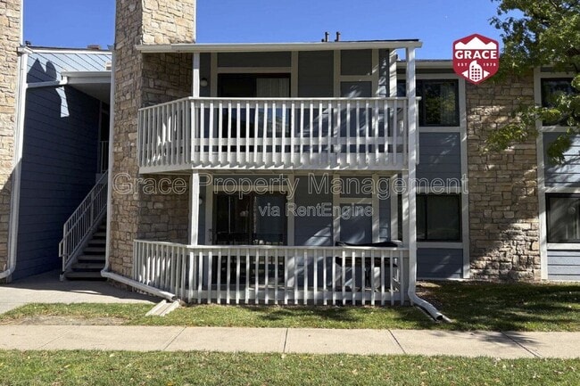 Photo - 8335 E Fairmount Dr Apartment