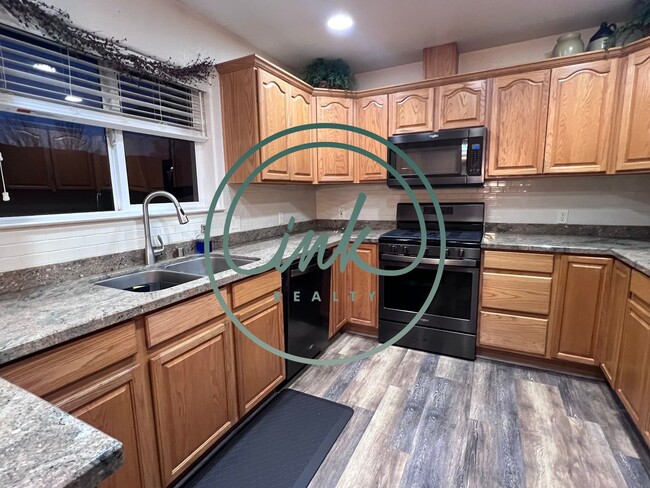 Foto del edificio - Single Family Home for Rent in Carson City...