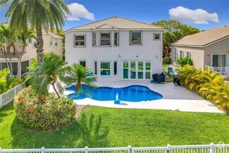 Building Photo - 4973 SW 158th Way