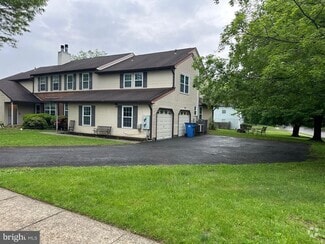 Building Photo - 1783 N Dove Rd