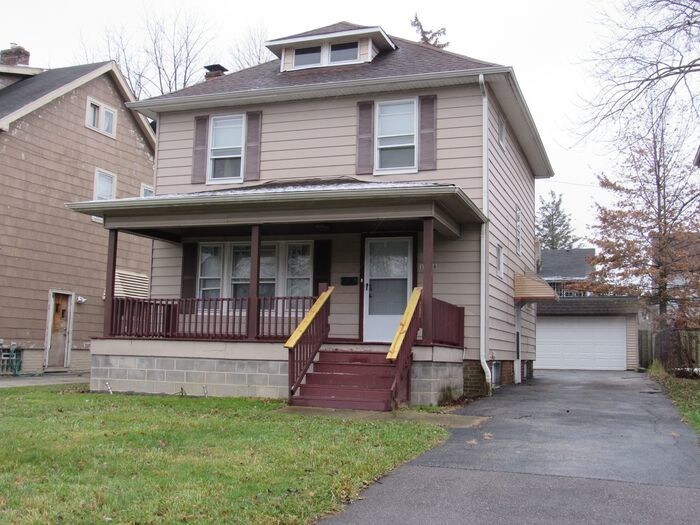 Primary Photo - 13808 S Parkway Dr