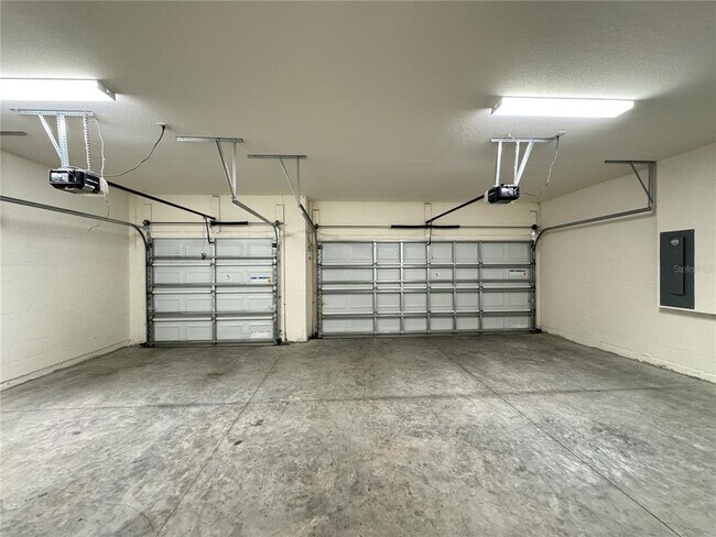 Building Photo - 1381 Bering Rd
