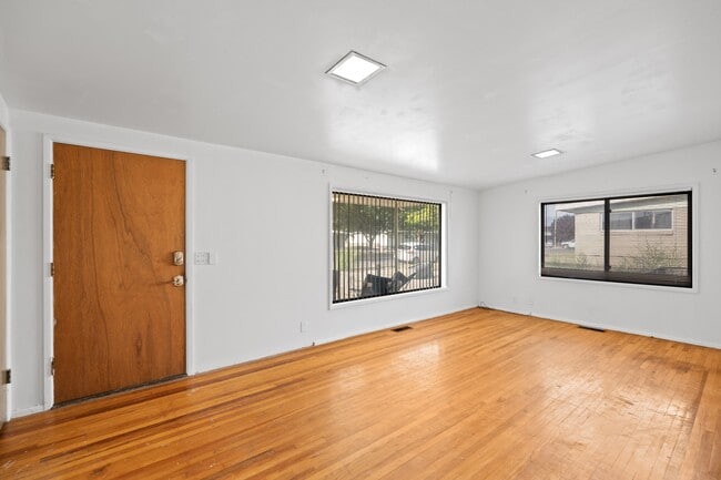 Building Photo - 1849 W 3255 S