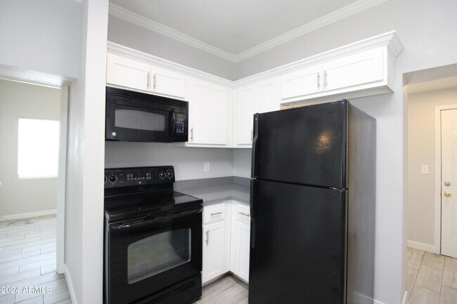 Foto del edificio - 805 N 10th Ave