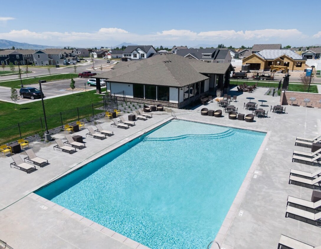 Foto principal - 335 S 1540 E