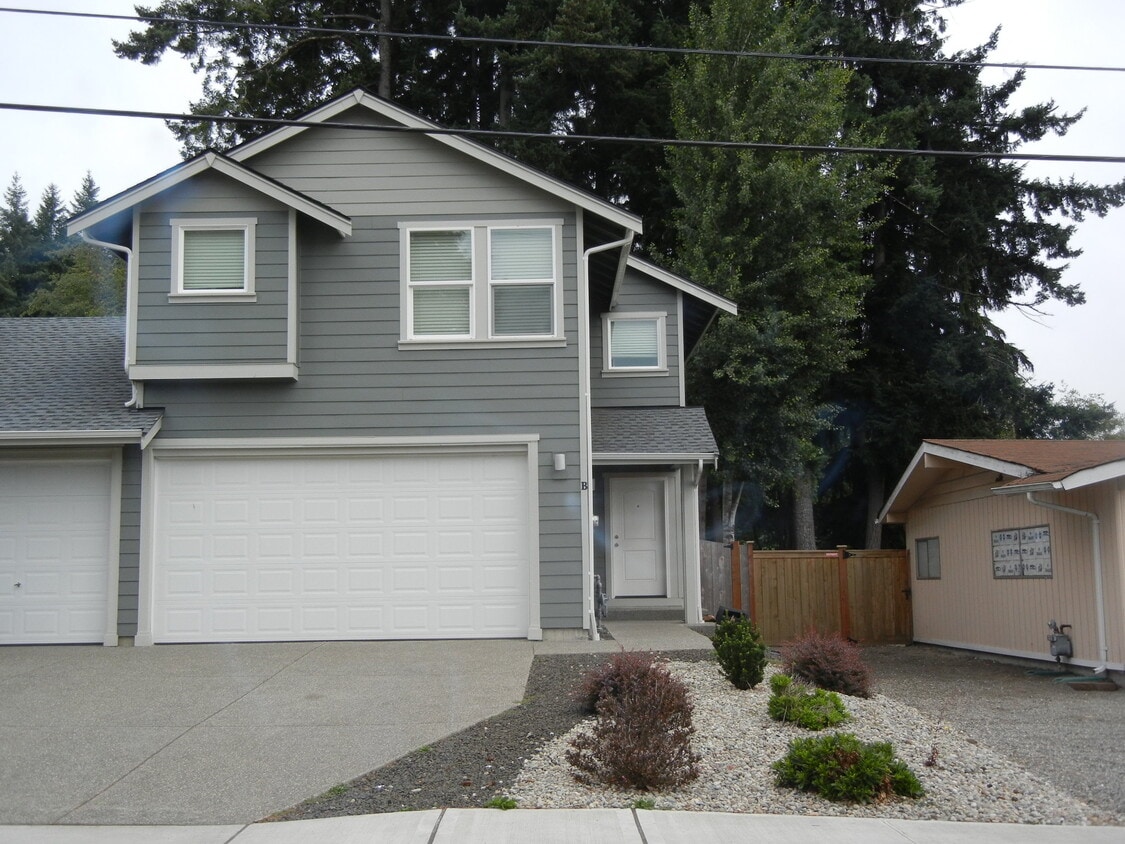 412 T St SE, Tumwater, WA 98501 Townhome Rentals in Tumwater WA