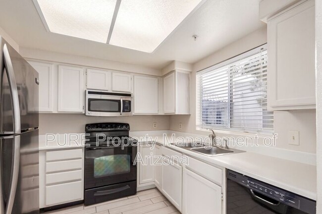 Foto del edificio - 1825 W Ray Rd