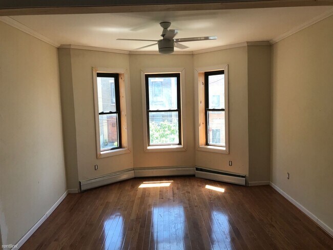 Building Photo - 2 br, 1 bath  - 1112 27th St