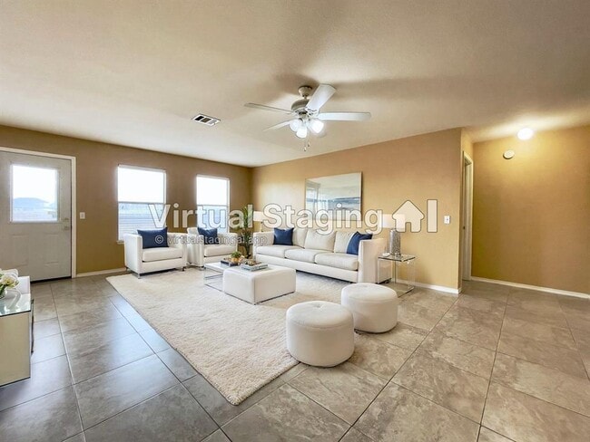 Building Photo - 318 Mitchell Dr