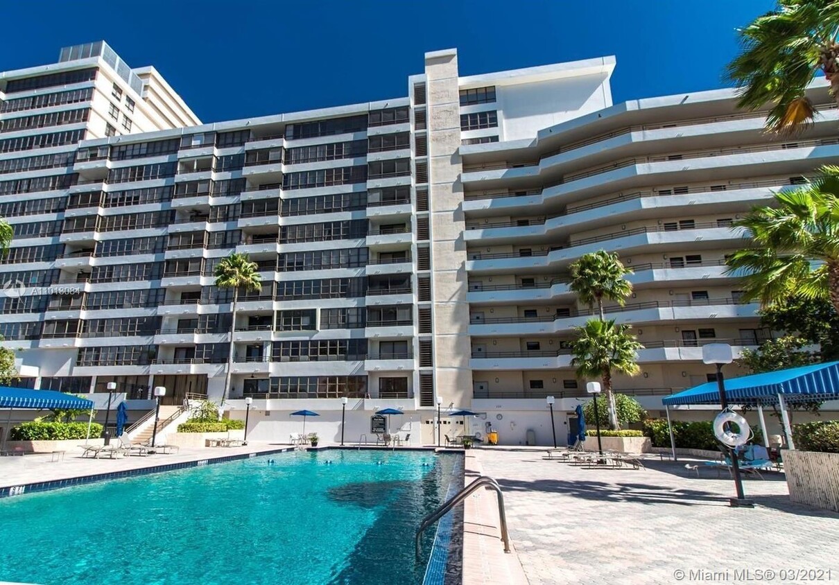 500 Three Islands Boulevard Unit 1204, Hallandale Beach, FL 33009 ...