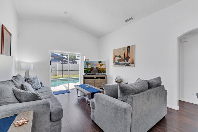 Building Photo - 1644 Oak Hill Trail