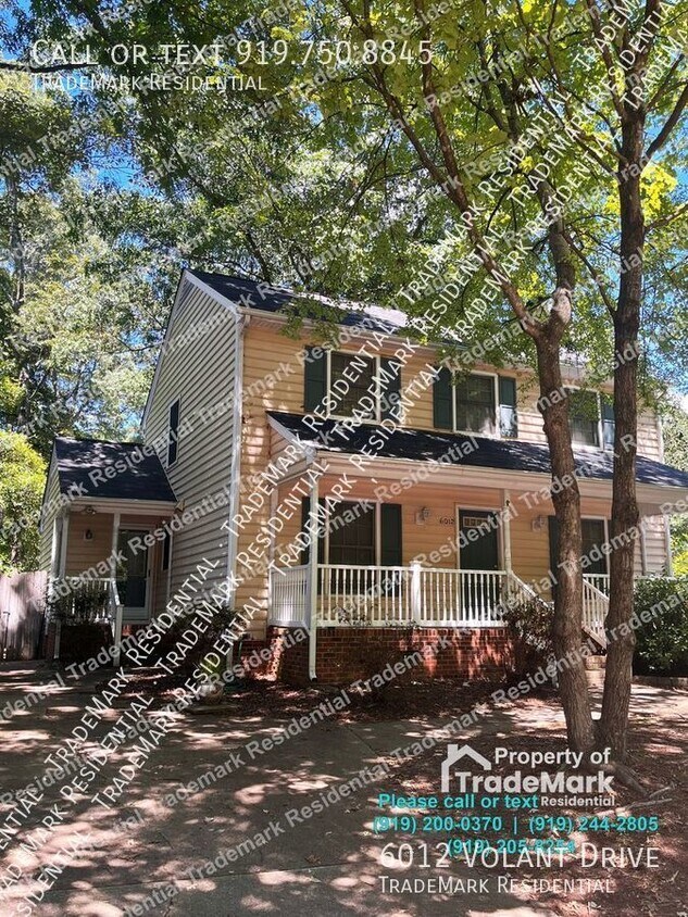 Primary Photo - Make Raleigh Home! Charming 3BR House w/ F...