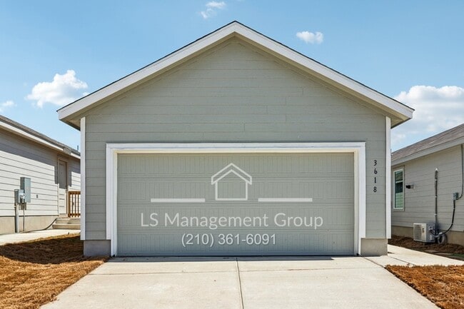 Photo - 3618 Amber Glade House