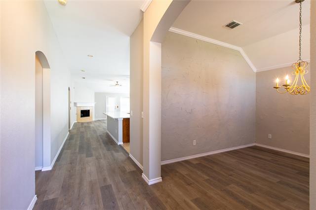 Foto del edificio - 1608 Woodhaven Ct