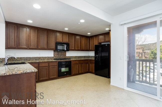 Building Photo - 10543 Avenida Olinda