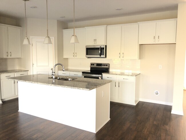 Foto del edificio - 422 Butler Rd