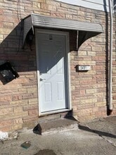 Building Photo - 345 Sussex St