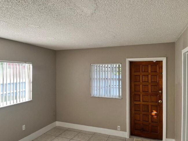 Building Photo - 14075 SW 45th Ter