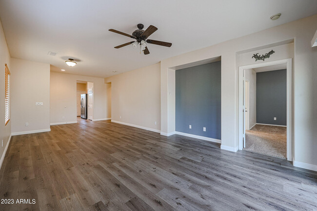 Foto del edificio - 20500 N 262nd Ave