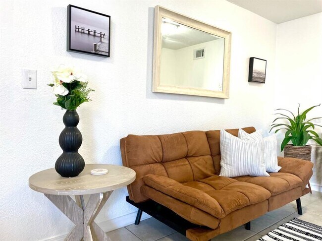Foto del edificio - 2575 S Himes Ave