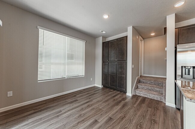 Foto del edificio - 10653 Columbite Hts