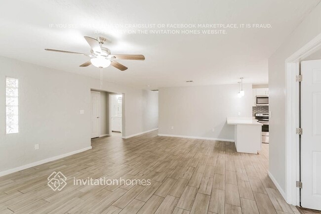 Foto del edificio - 11235 W Hopi St