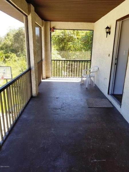 Building Photo - 2290-2296 Fox Hollow Dr.