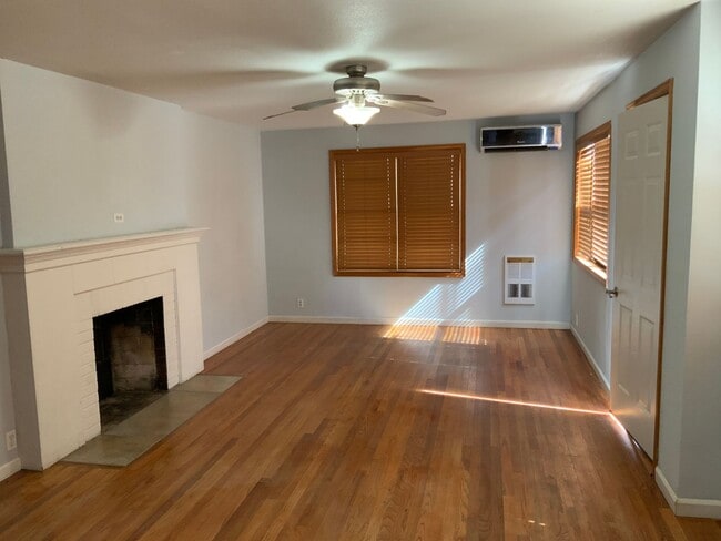 Building Photo - 2 bed 1 bath Home for Rent in Ephrata