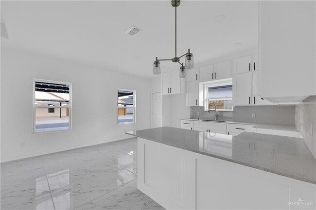 Building Photo - 11403 N 24th St
