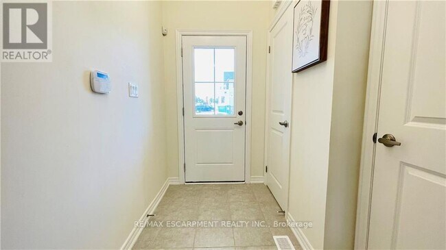 Photo du bâtiment - 27 Mia Dr