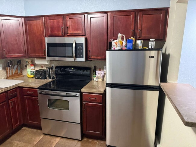 Building Photo - Wonderful 1 Bed Condo in Speer Neighborhood