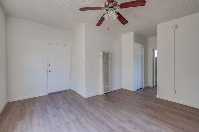 Photo - 1735 W 120th St Apartment