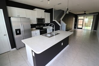 Building Photo - 172 Whispering Brk Dr