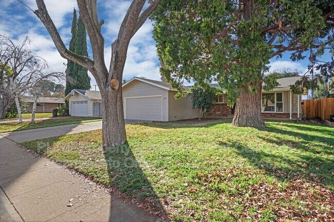 Building Photo - 3354 Brunner Dr