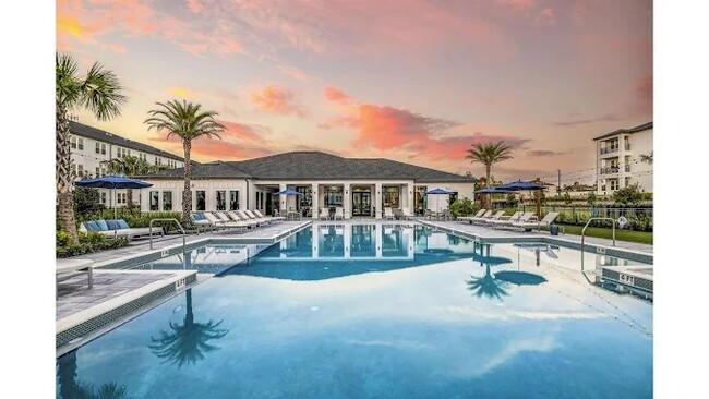 Foto del edificio - The Ridge at Champions