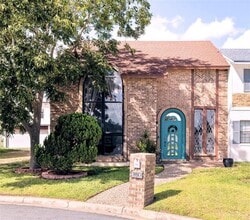 Building Photo - 16 S Rose Ellen Blvd