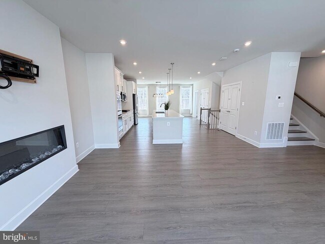 Foto del edificio - 10825 Foxtrot Cir