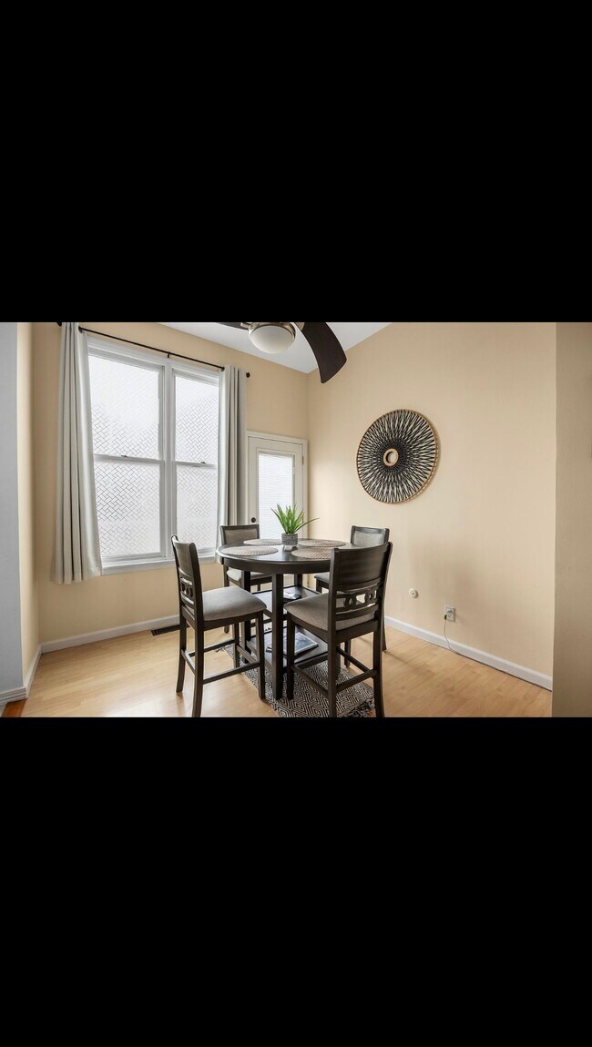 Foto del edificio - 1627 Dolman St