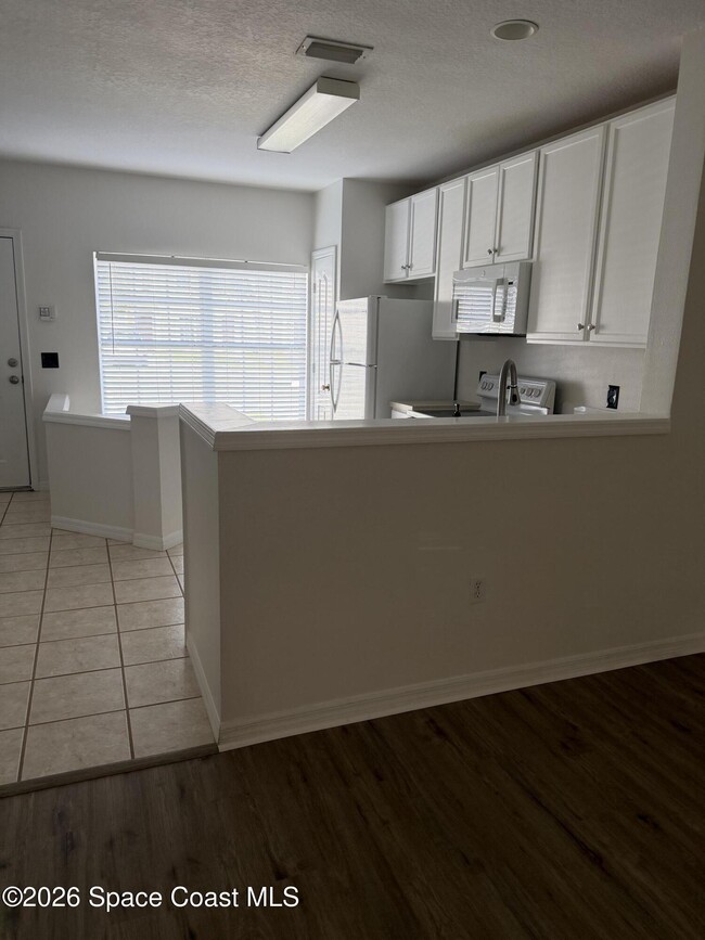 Building Photo - 1361 Hampton Park Ln