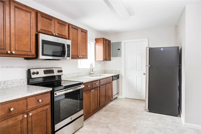 Foto del edificio - 5171 SW 6th St