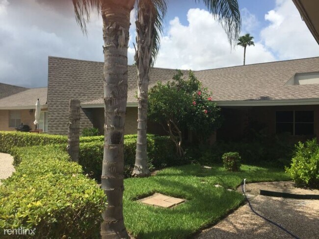 Foto del edificio - 600 W Fern Ave