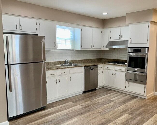 Foto del edificio - 133 Collard St