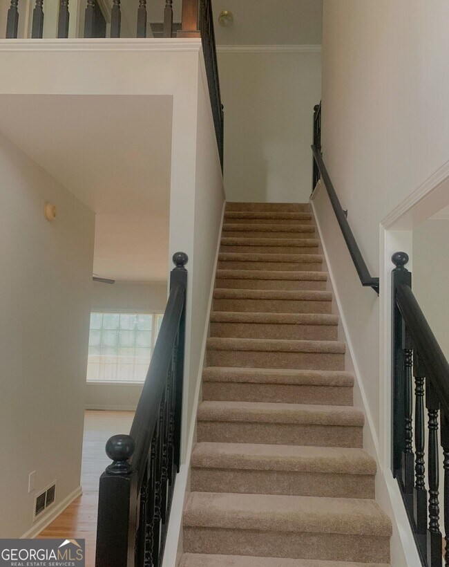 Foto del edificio - 7439 Mason Falls Dr